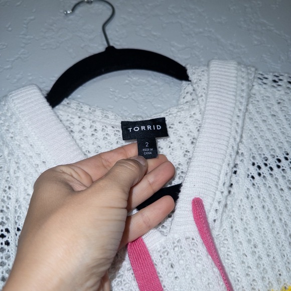 New Torrid White Stripe Pointelle Open Knit Boxy‎ Hoodie Sweater Size 2X - Picture 5 of 9